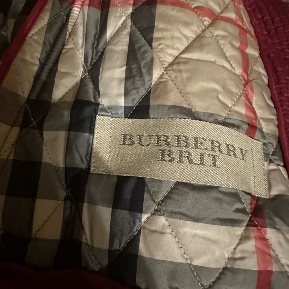 Burberry Red Quilted Jacket women’s size M - Picture 7 of 13